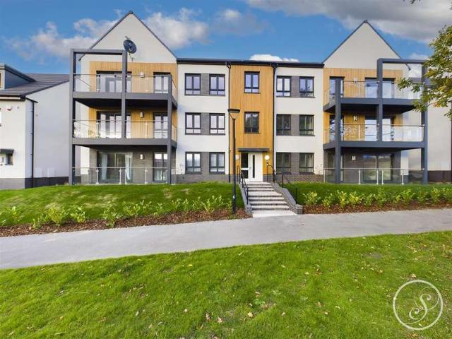 Apartment for sale in Austhorpe, West Yorkshire