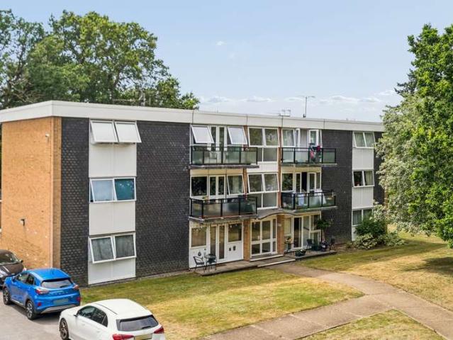 Apartment for sale in Swallow, Buckinghamshire