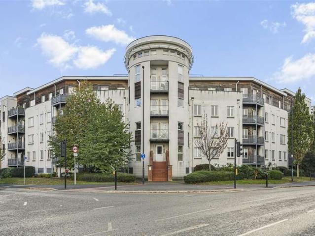 Apartment for sale in Fishery, Maidenhead