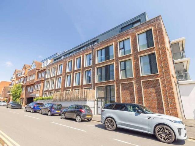 Apartment for sale in Gerrards Cross, Denham