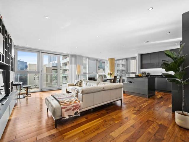 Apartment for sale in City Centre, Salford