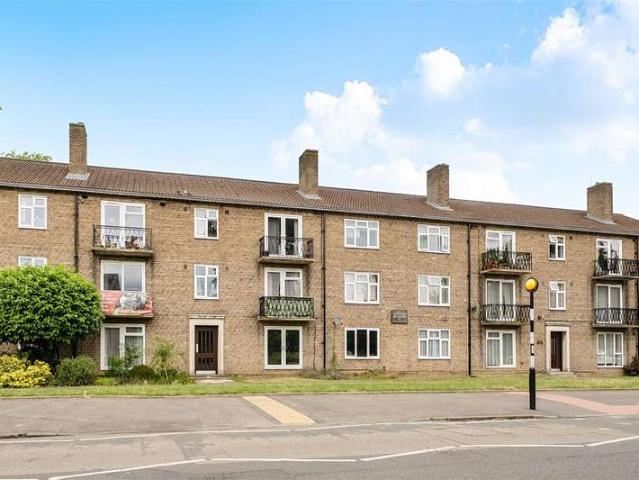 Apartment for sale in Reading