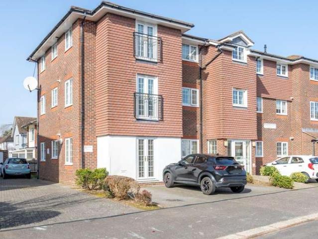 Apartment for sale in Clapham, West Sussex