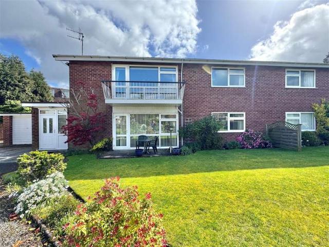 Apartment for sale in Fulshaw Park, Wilmslow