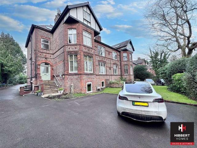 Apartment for sale in Altrincham, Bowdon
