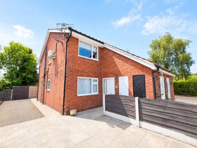 Apartment for sale in Woodsend, Trafford Park