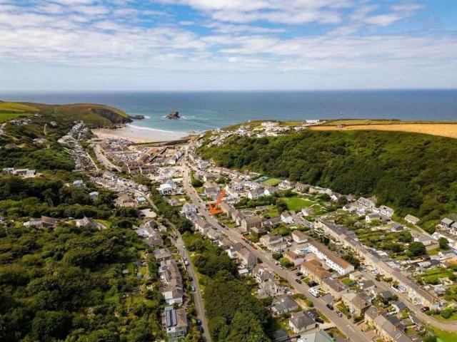 Apartment for sale in Portreath, Cornwall