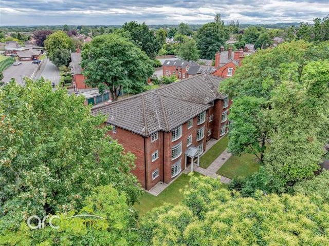 Apartment for sale in Pennington, Wigan
