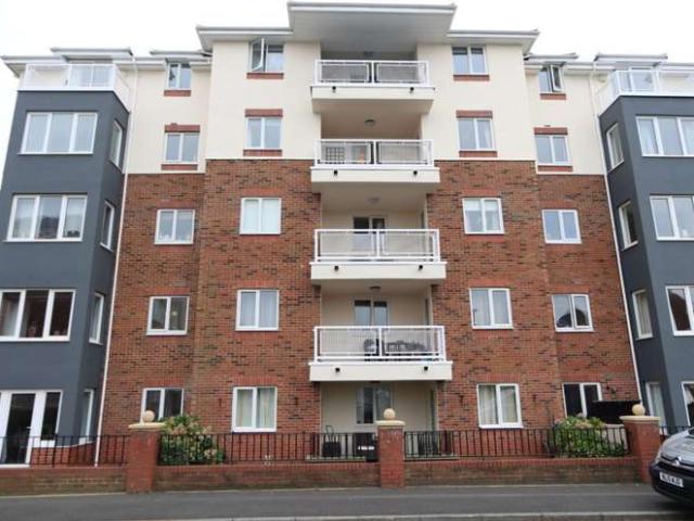 Apartment for sale in Meadow Well, North Shields