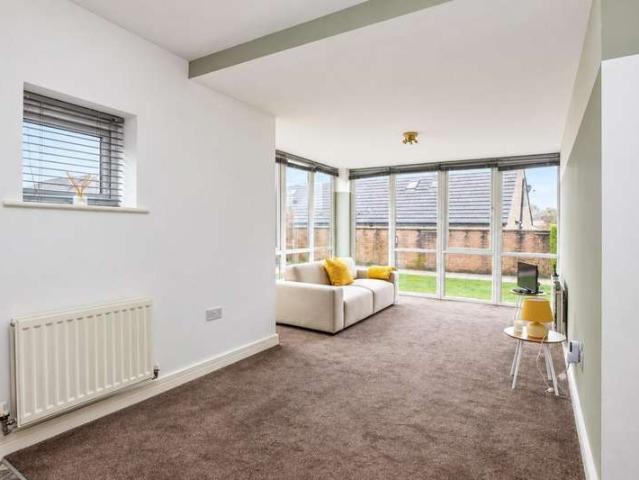 Apartment for sale in Sough, Darwen