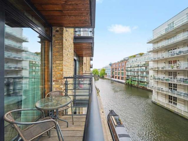 Apartment for sale in Chalk Farm, Primrose Hill