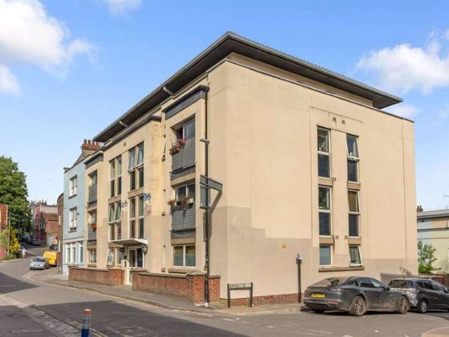 Apartment for sale in Feckenham, City Of Bristol