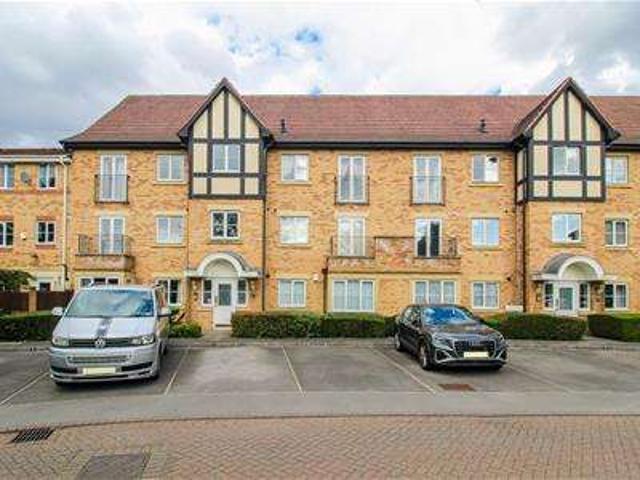 Apartment for sale in Horbury, West Yorkshire