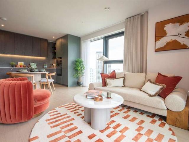 Apartment for sale in Elephant and Castle, Greater London