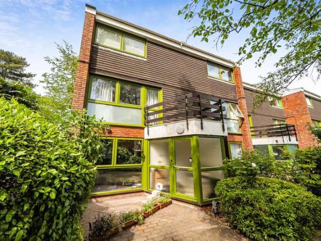 Apartment for sale in Reading