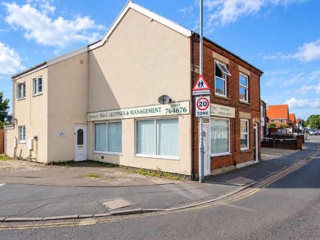 Apartment for sale in New Catton, Norwich