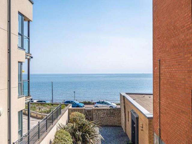 Apartment for sale in Wick, Bournemouth