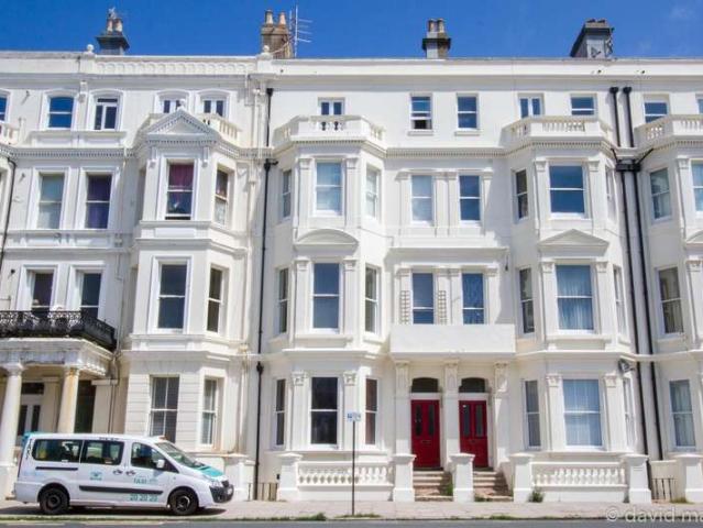 Apartment for sale in Aldrington