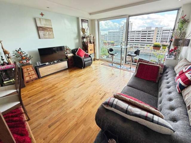 Apartment for sale in MediaCityUK, Salford