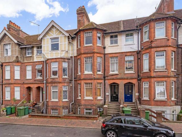 Apartment for sale in St James, Sandown Park