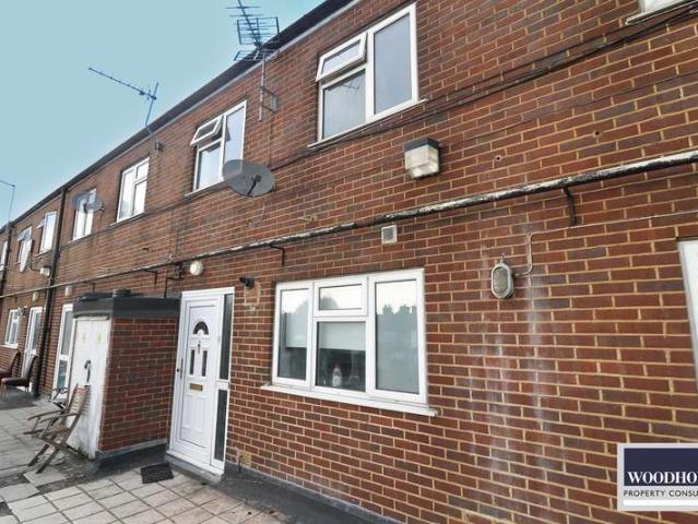 Apartment for sale in Broxbourne, Hertfordshire