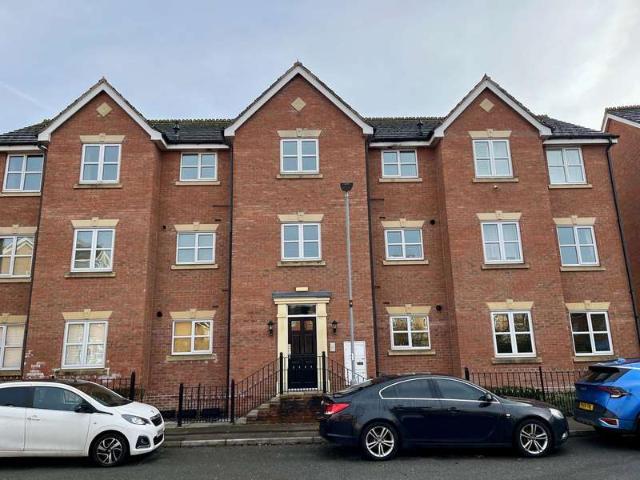 Apartment for sale in Elmfield, Leicestershire