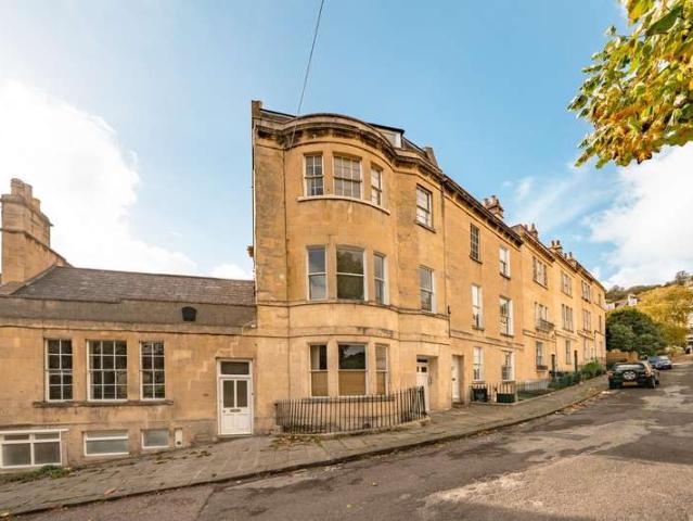Apartment for sale in Larkhall, Bath