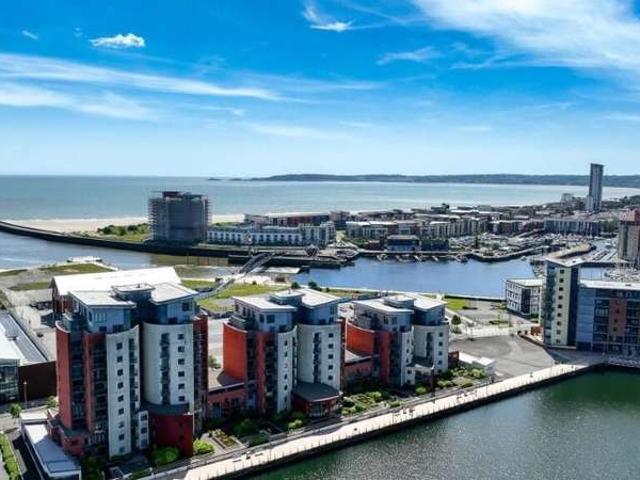 Apartment for sale in SA1 Swansea Waterfront, Swansea