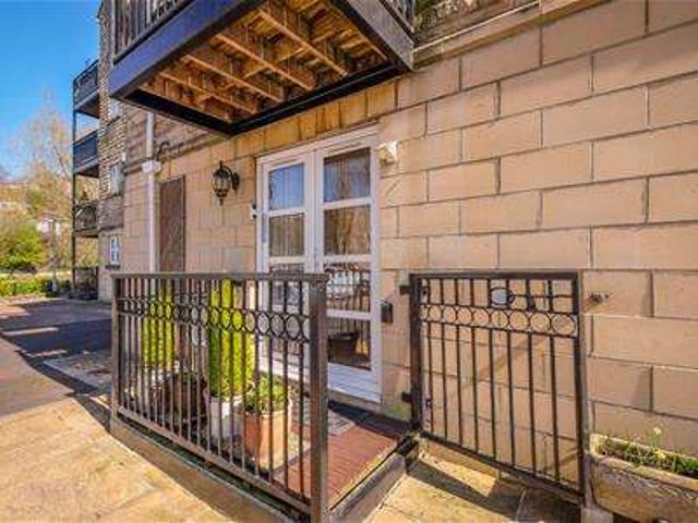 Apartment for sale in Sowerby Bridge, Pye Nest