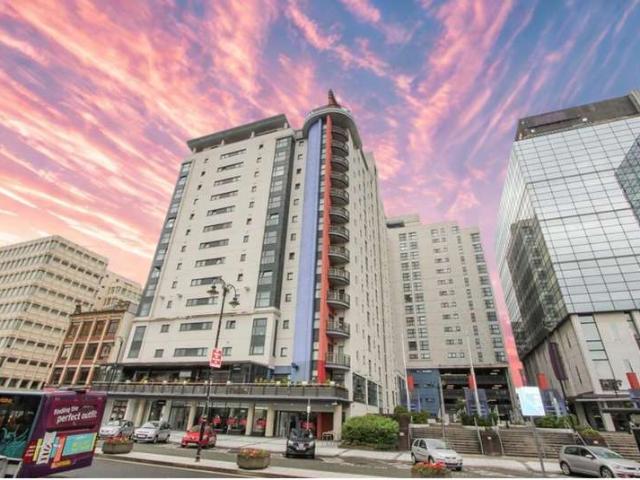 Apartment for sale in Crockherbtown, Falcon Lodge