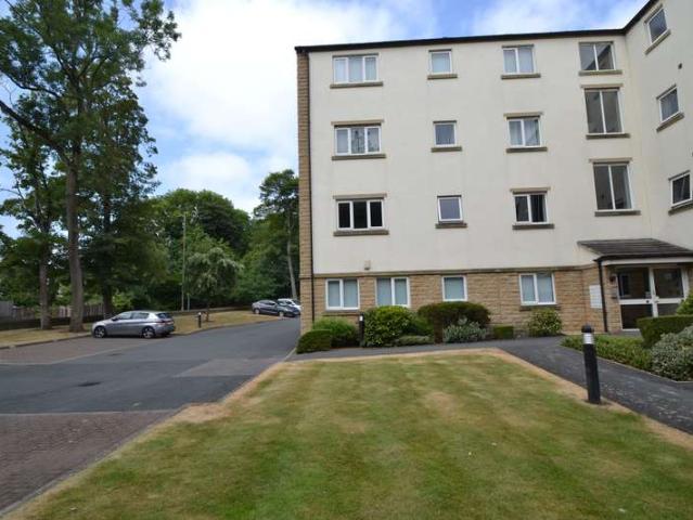 Apartment for sale in Baildon, West Yorkshire