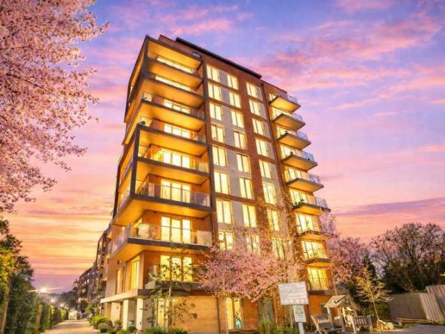 Apartment for sale in West Hampstead, Greater London