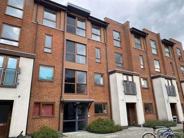 Apartment for sale in Three Bridges, Glynde