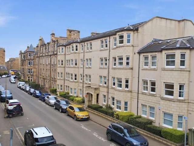 Apartment for sale in Morningside, Scotland