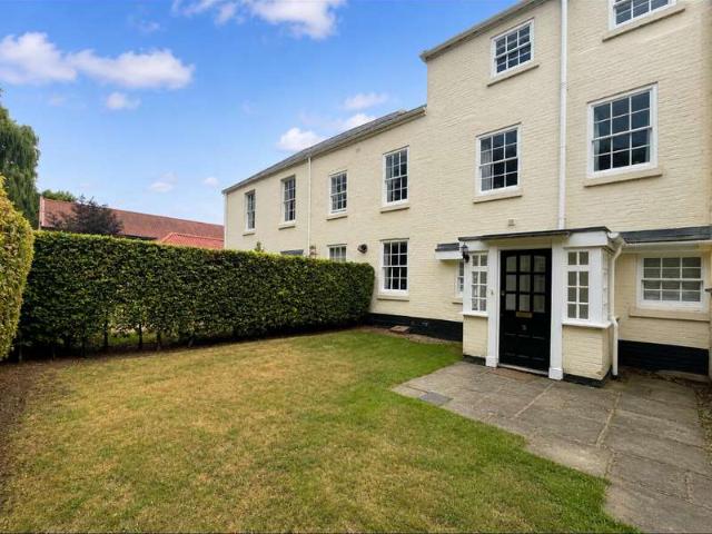 Apartment for sale in Crostwick, Norfolk