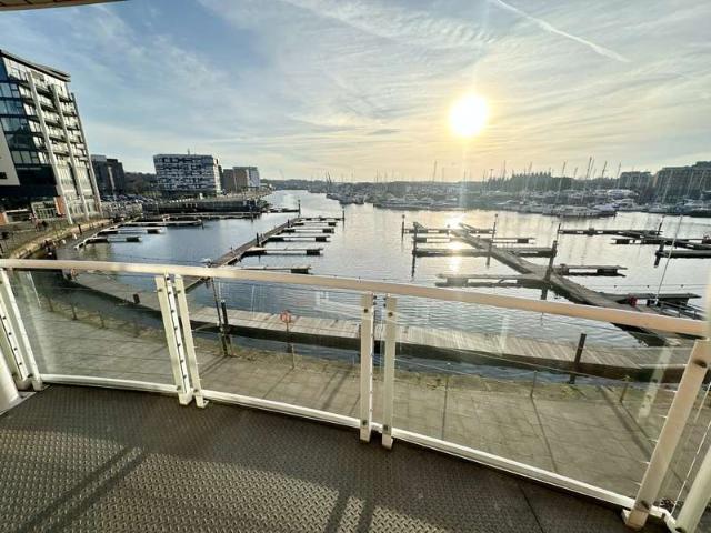 Apartment for sale in Key Street, Suffolk