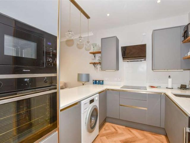 Apartment for sale in Bourne Vale, Kent