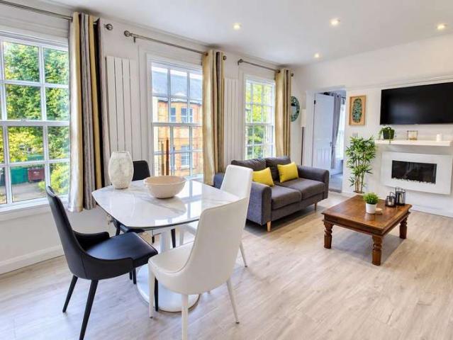 Apartment for sale in Ashlyns Estate, Dacorum