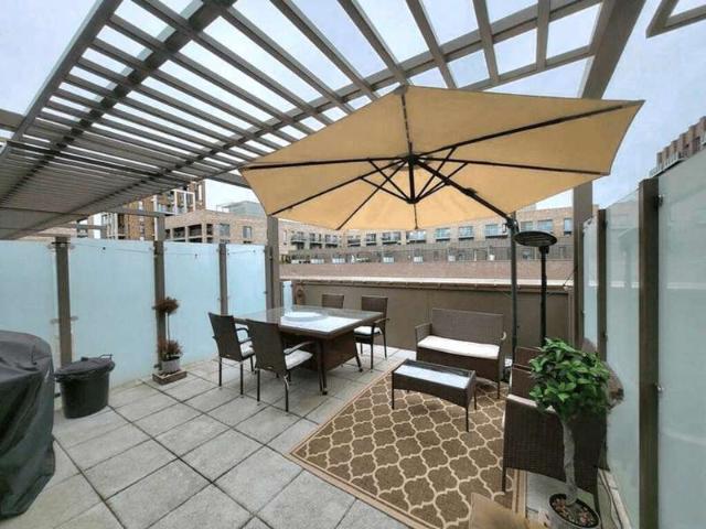 Apartment for rent in Upton Park, Greater London