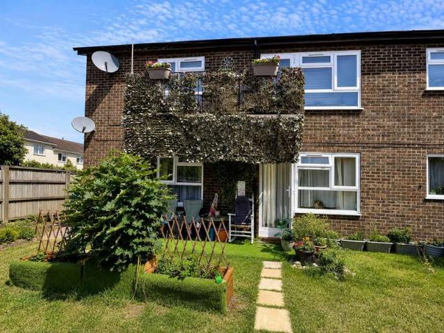 Apartment for sale in North Earlham, East Bank