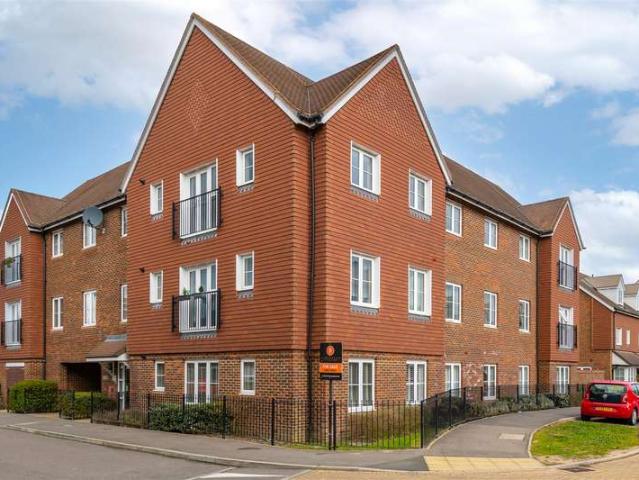 Apartment for sale in Greenfields, Red Hill