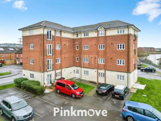 Apartment for sale in Somerton, Newport