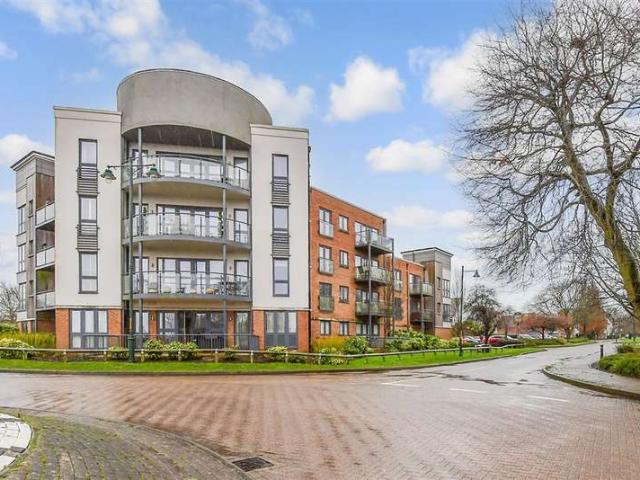 Apartment for sale in Bourne Vale, Kent