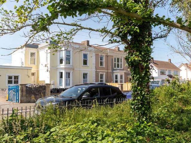 Apartment for sale in Whitecross Village, Weston-super-Mare