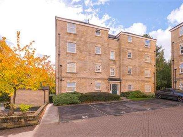 Apartment for sale in Heath, Calderdale