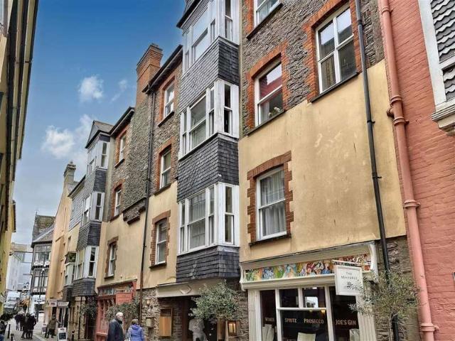 Apartment for sale in Strode, Devon