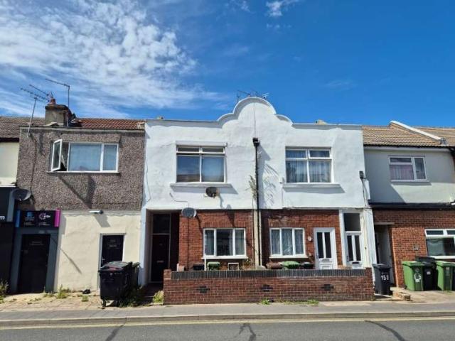 Apartment for sale in Buckland, City Of Portsmouth