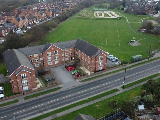 Apartment for rent in Brampton Bierlow, South Yorkshire