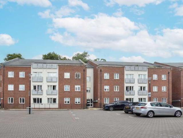 Apartment for sale in The Slade, Oxfordshire
