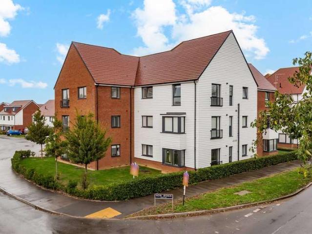 Apartment for sale in Tylman Place, Oad Street